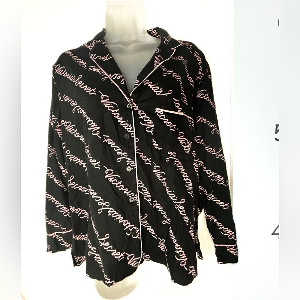 Victoria's Secret Black & Pink Spell-out Logo Pajama Top S/P Short
